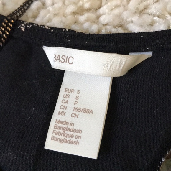 Long Sleeve Black Dress - Picture 5 of 7